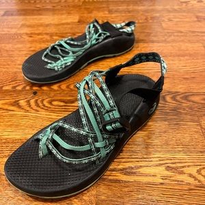 Tri strap chacos